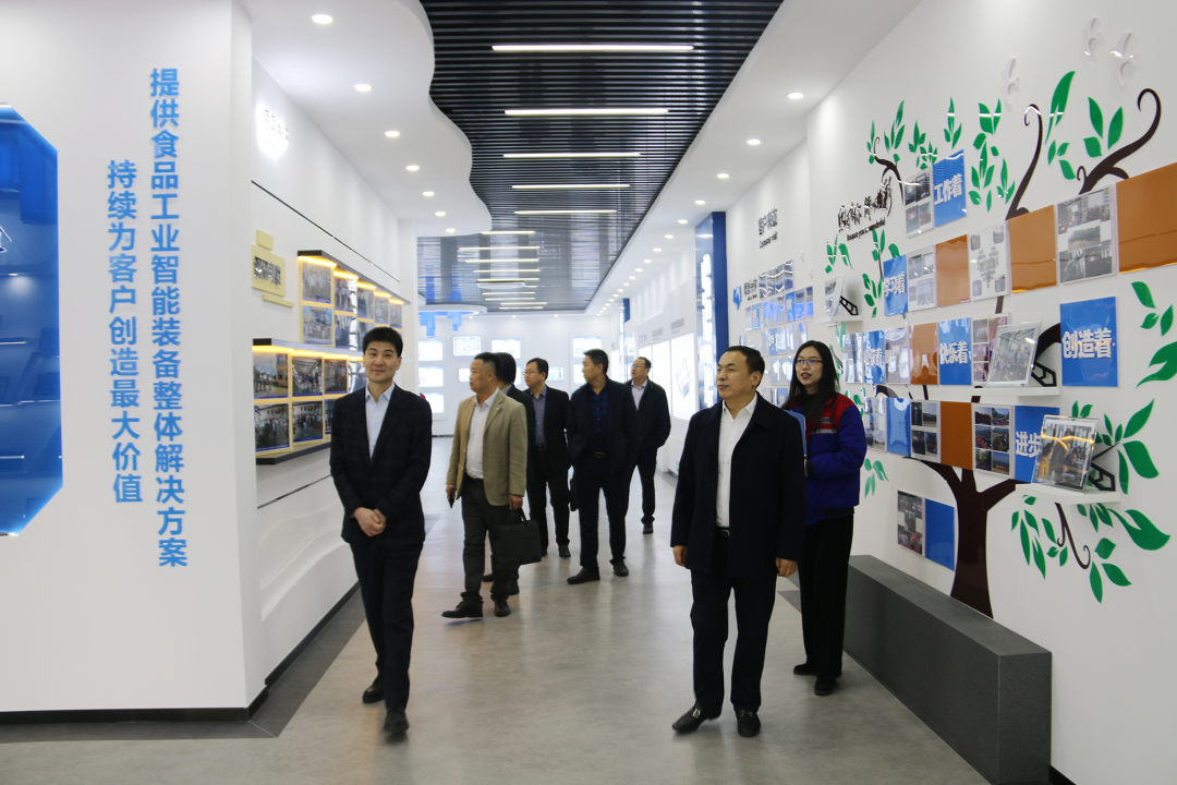 山東理工大學(xué)黨委常委、副校長陳靖一行蒞臨銳智開展走訪調(diào)研活動 山東理工大學(xué)黨委常委、副校長陳靖一行蒞臨銳智開展走訪調(diào)研活動